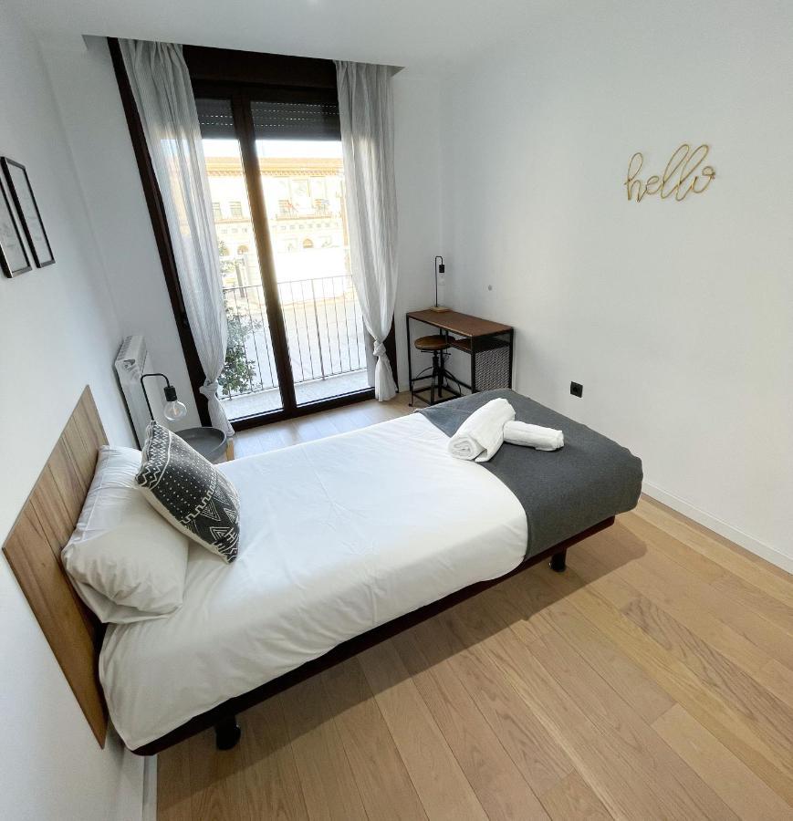 Az El Balcon A La Basilica Apartment Zaragoza Bagian luar foto